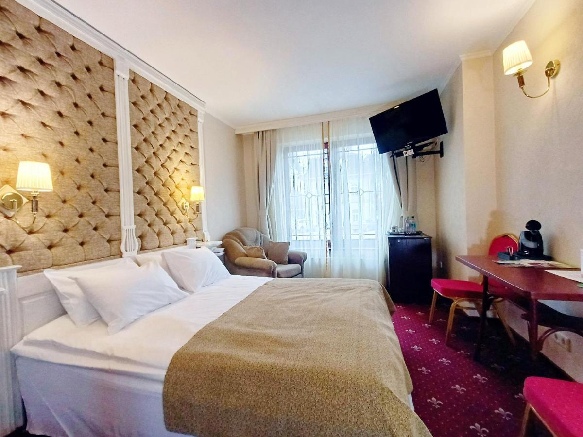 Pegasa Pils Spa Hotel Jūrkalne Buitenkant foto