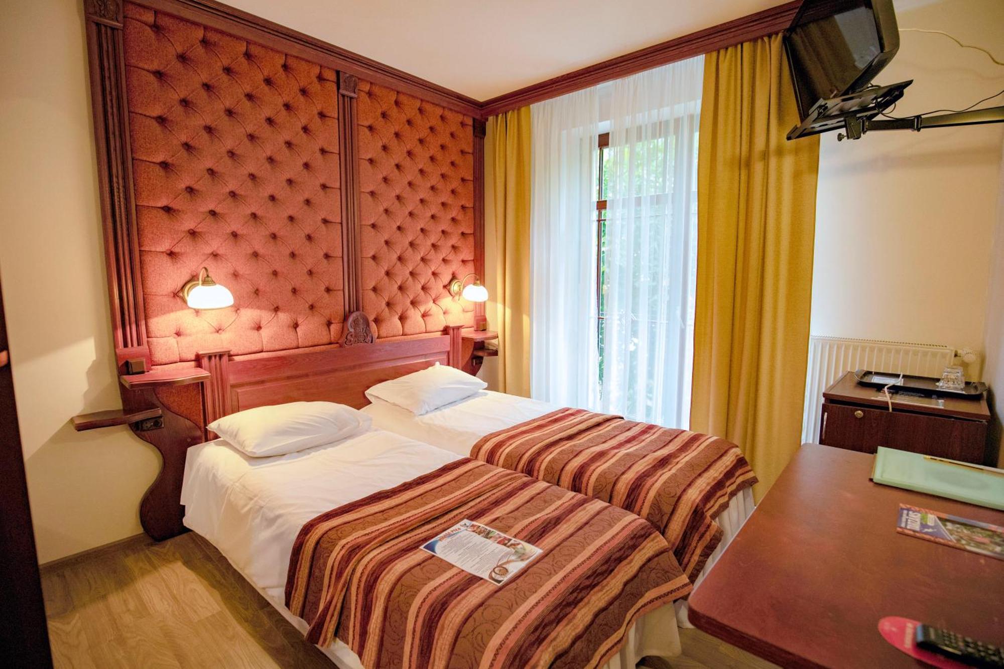 Pegasa Pils Spa Hotel Jūrkalne Buitenkant foto
