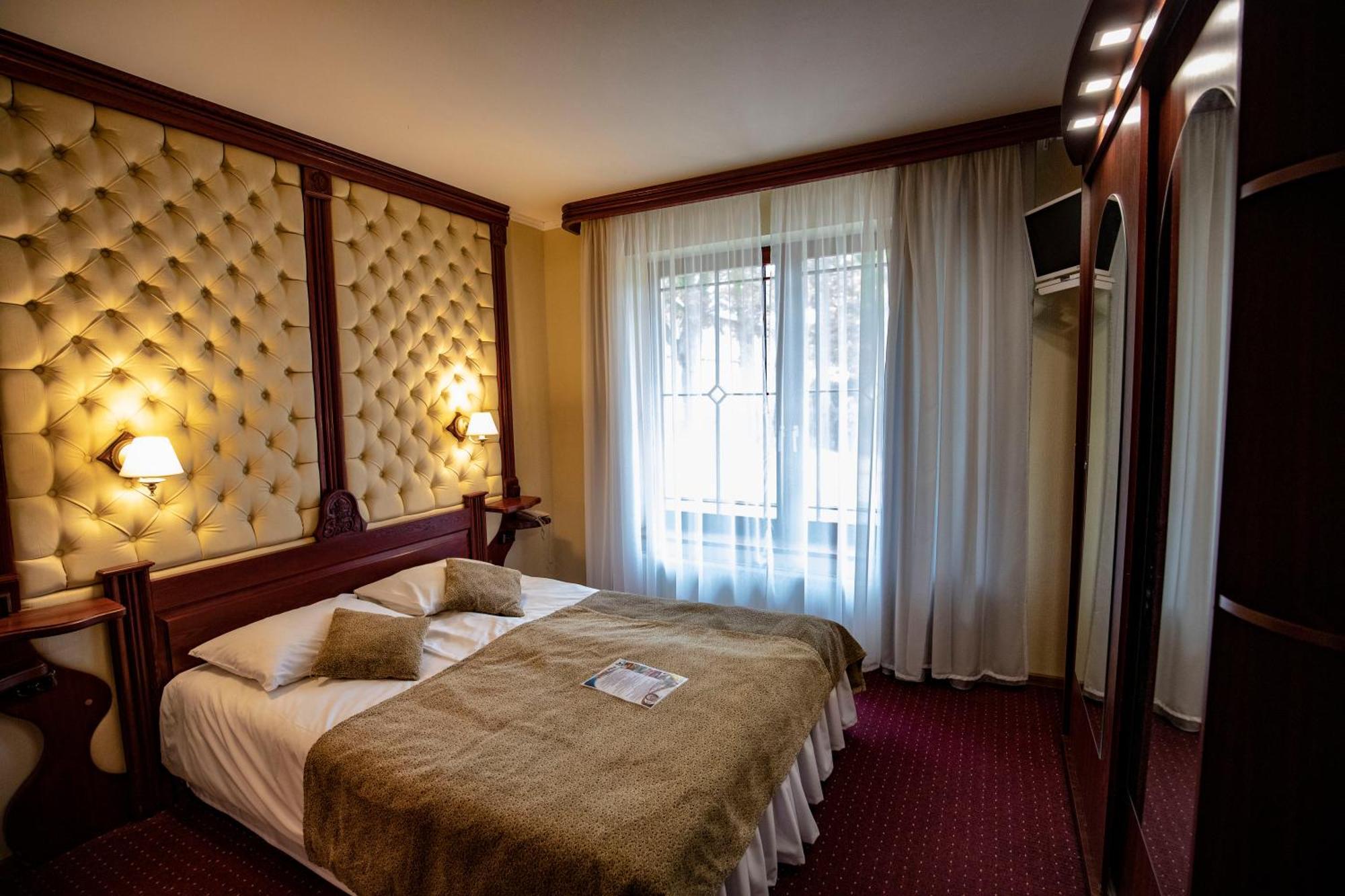 Pegasa Pils Spa Hotel Jūrkalne Buitenkant foto